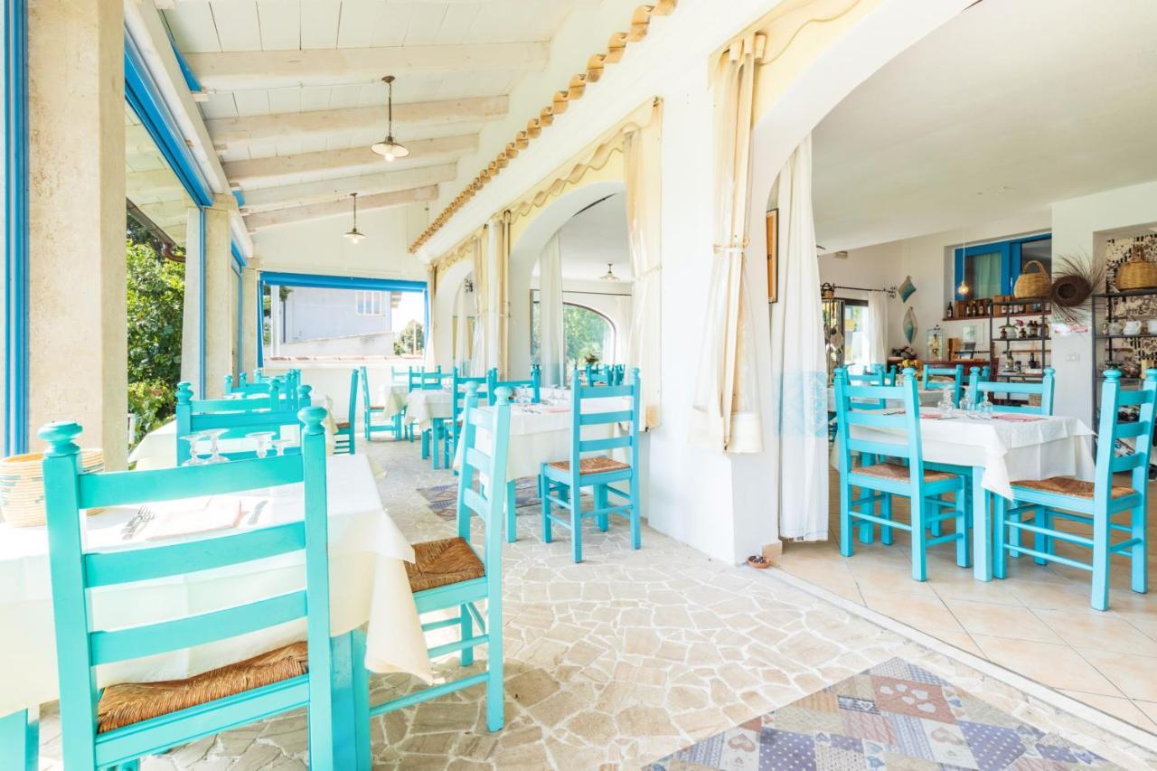 Hotel S'Ortale Con Parcheggio Interno E Ristorante All'Aperto オロゼーイ エクステリア 写真