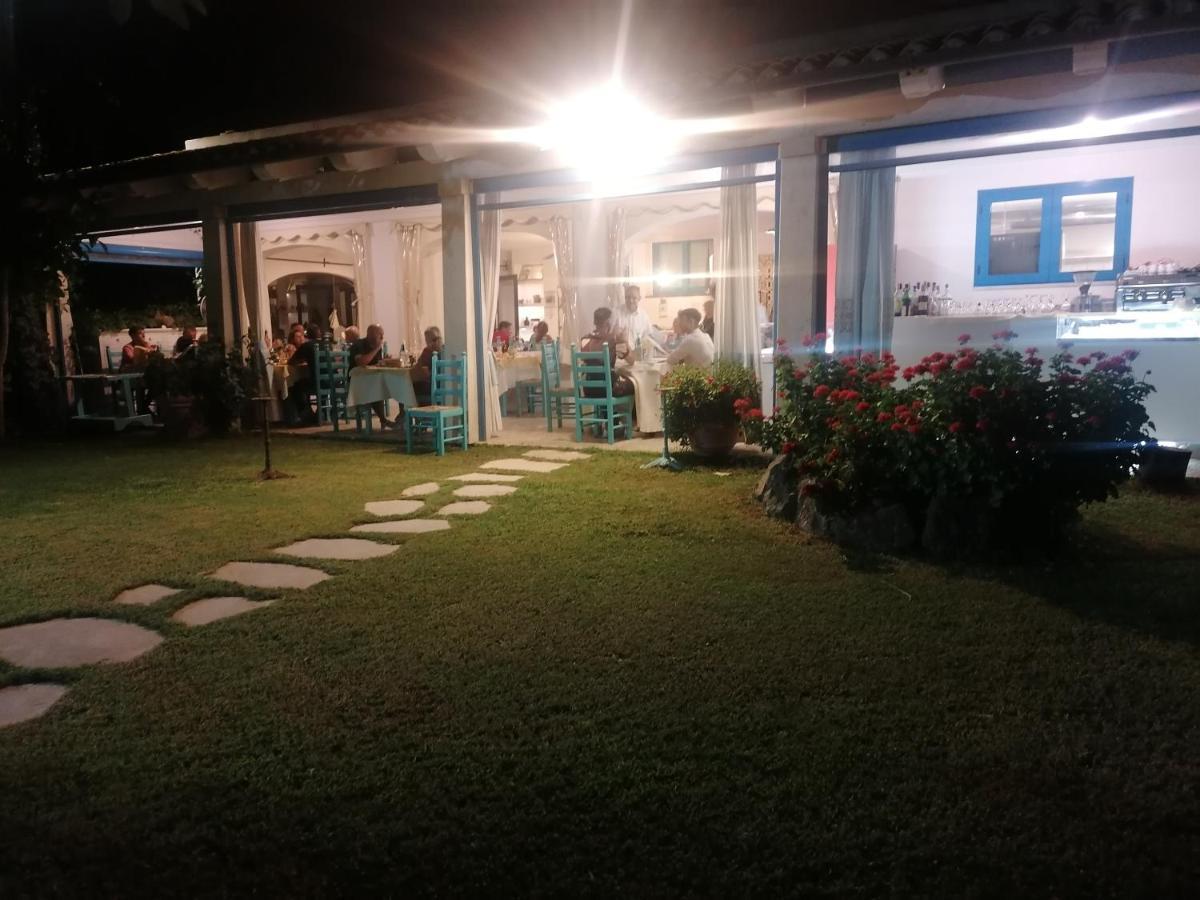 Hotel S'Ortale Con Parcheggio Interno E Ristorante All'Aperto オロゼーイ エクステリア 写真