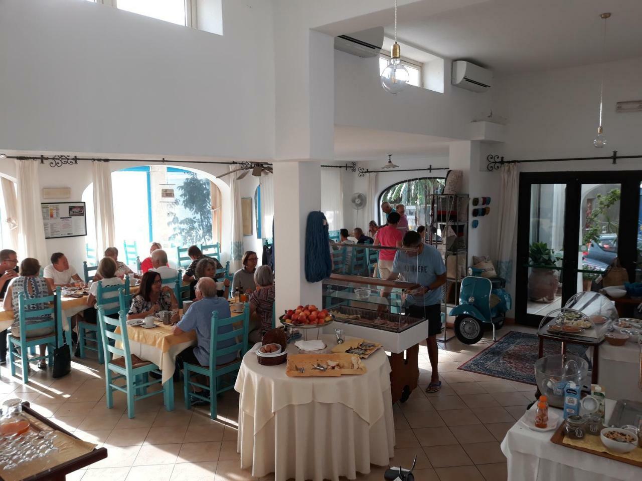 Hotel S'Ortale Con Parcheggio Interno E Ristorante All'Aperto オロゼーイ エクステリア 写真